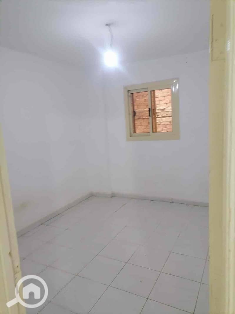 2 2feb77f2-fcde-494b-9e69-bec9f15cd15b. jpg