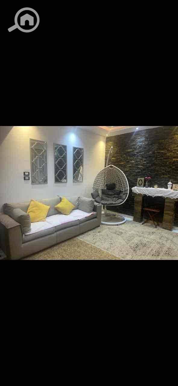 5 e5488fa4-735c-449e-b2e0-e31b7bc7fbe5. jpg