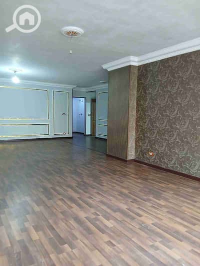 شقة 2 غرفة نوم للايجار في كامب شيزار، الإسكندرية - 1000089364. jpg