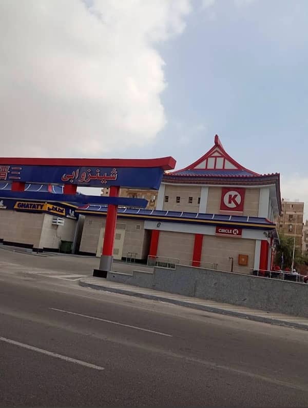 محل مُرخص تجاري مساحته ٨٤ متر للإيجار محل مُرخص تجاري مساحته ٨٤ متر للإيجار