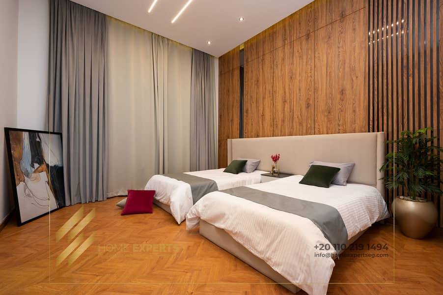 12 500e5f8e-dd50-435f-9c43-0b3013b93e03. jpg