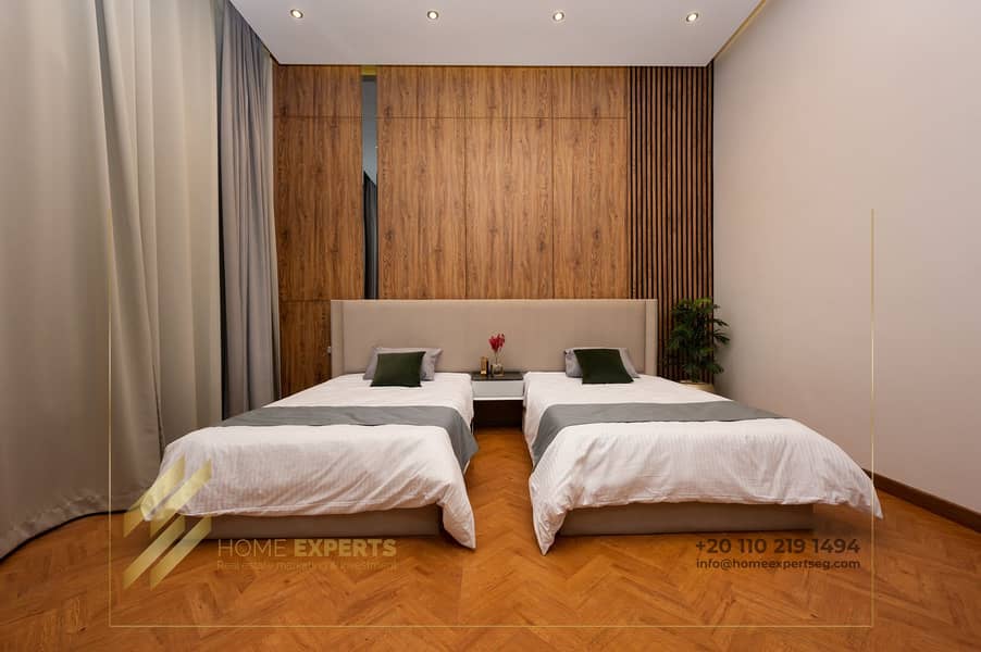 13 b29d6907-59c7-46b8-9e38-1c6195de98be. jpg