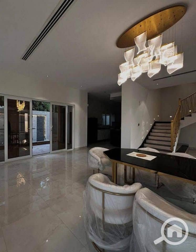 5 555555555555555555. jpg