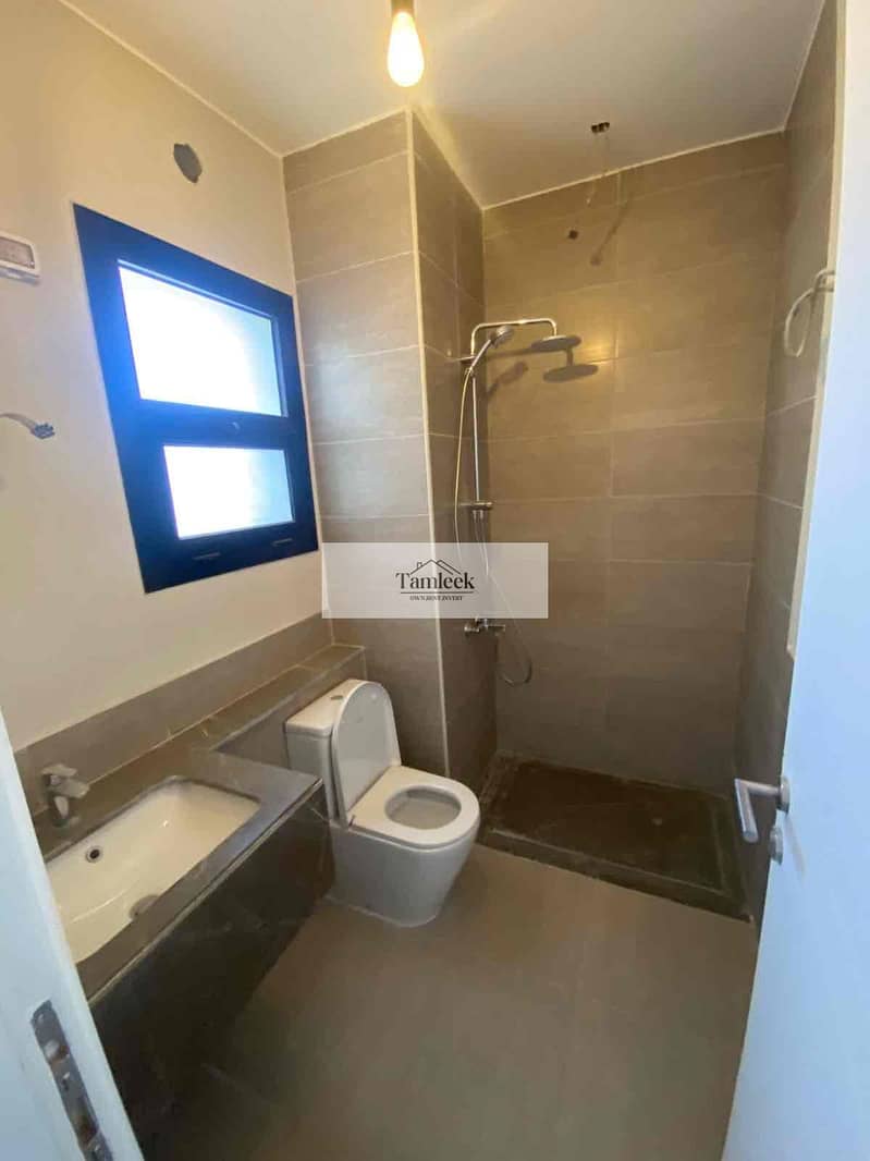 3 713549cd-d74d-4368-a4cc-eab4268512cc. jpg