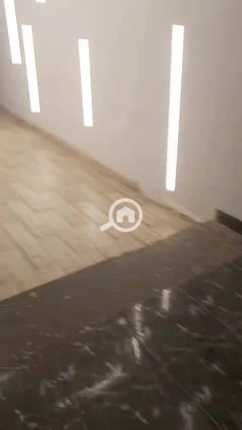 21 WhatsApp Video 2025-12-24 at 6.55. 06 PM_000082. jpg