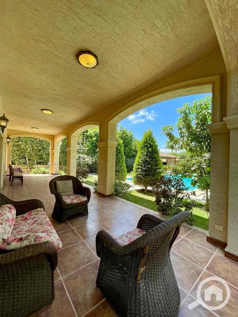 6 f4686126-58b3-4c9b-b927-9532a6b0c0af. jpg