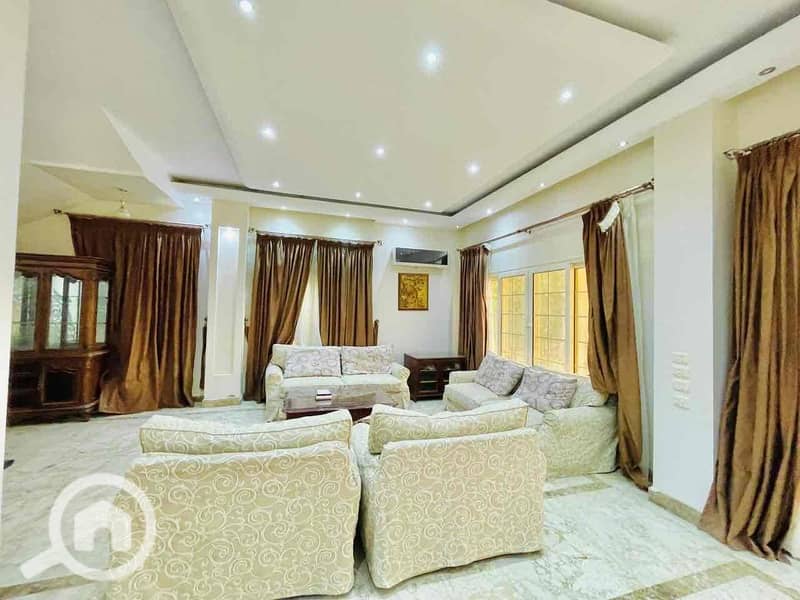 25 89a52d20-b0bf-4786-a5ad-014619c39e65. jpg