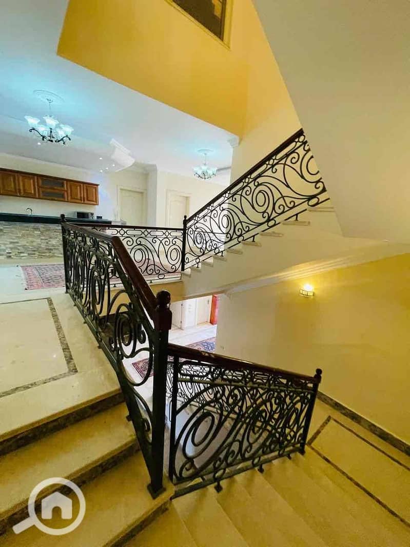 35 1b07c5e7-4040-4567-9d55-8b2e46342357. jpg