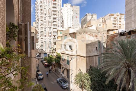 فلیٹ 4 غرف نوم للبيع في سيدي جابر، الإسكندرية - 1. jpg