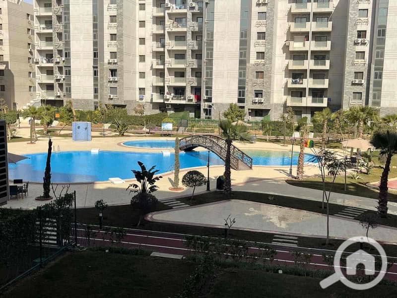 7 c2a6f36d-e559-411f-adb4-df4191b3e0e0. jpg