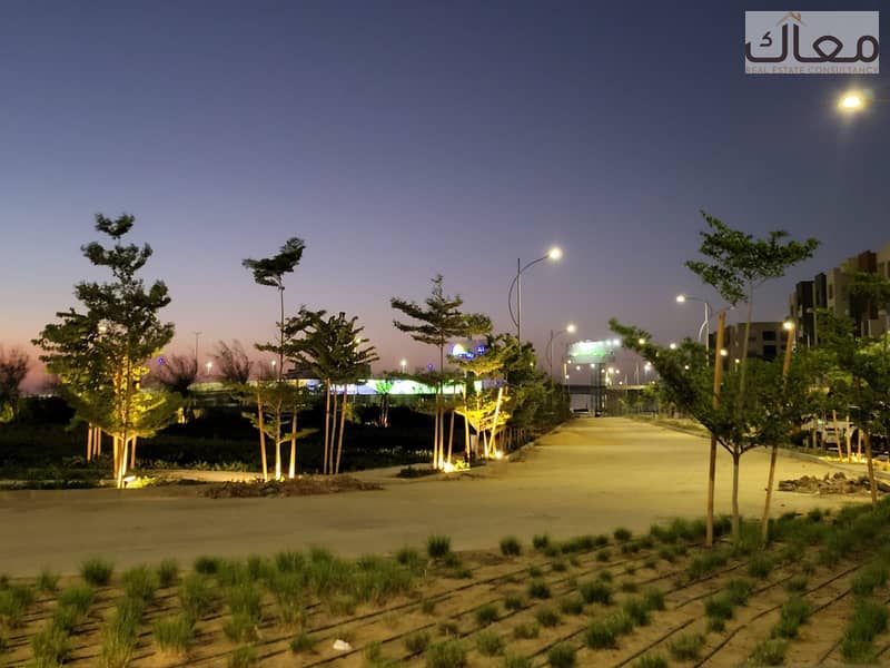 4 9848167d-2d96-4777-b245-b35ee3ed5785. jpg