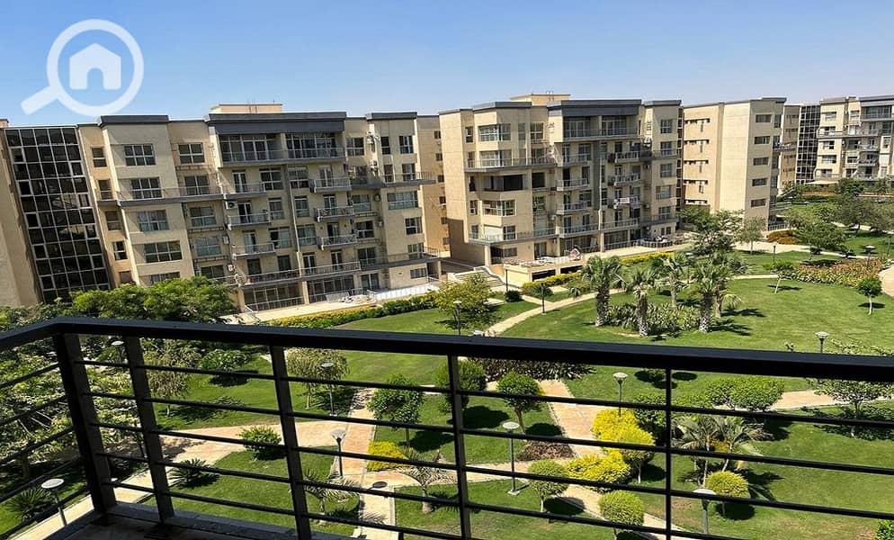 4 a3519cf2-1036-460a-8b88-9be2e8bf32fe. jpeg