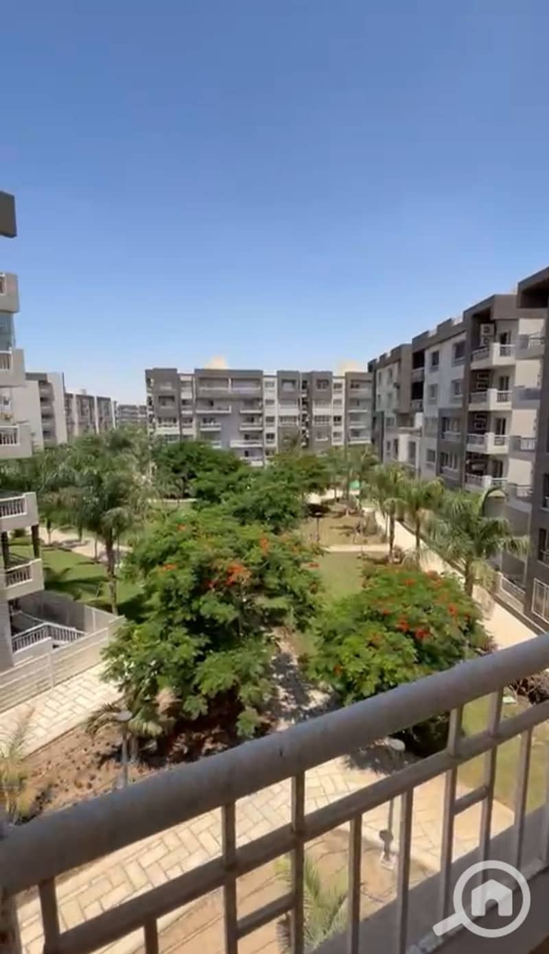 3 27a3847d-abdf-4722-b5f4-18109442f847. jpeg