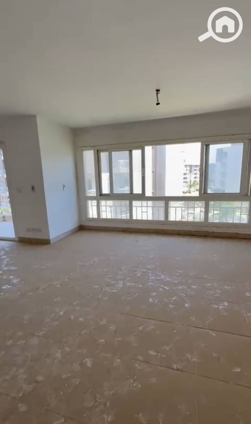 10 c429858a-eb6e-444c-a96c-2b794c6ae6cd. jpeg