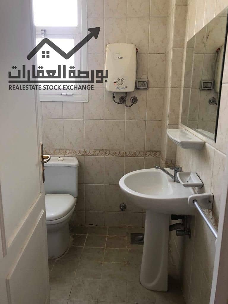 4 6c381f19-0858-4752-9c2a-8ff5add1f9e8. jpg