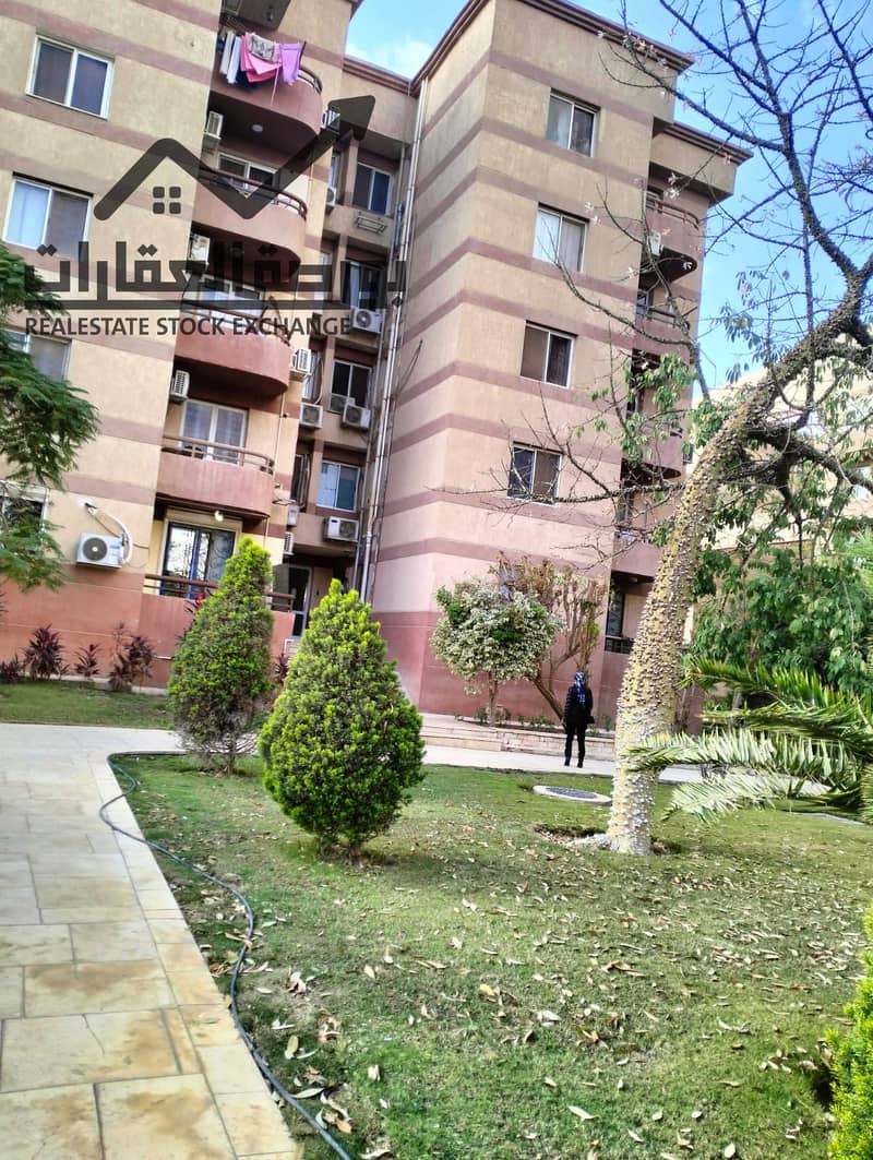 23 b94fe6c5-6f3a-47e8-b8f9-342e3495d35c. jpg