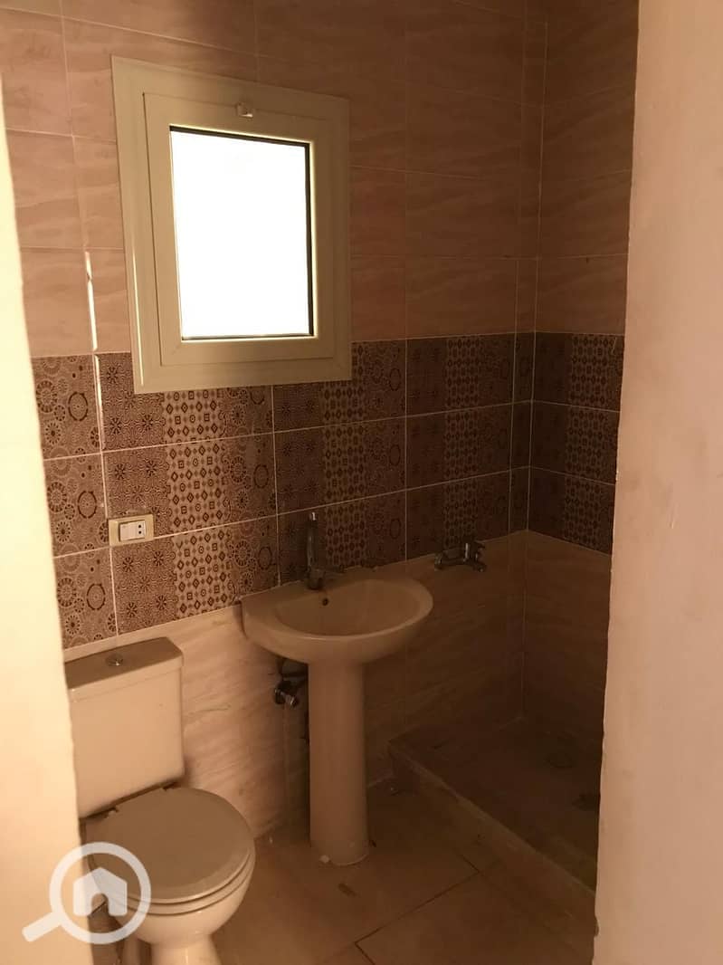 24 WhatsApp Image 2025-10-23 at 14.50. 02_8b2cd900. jpg