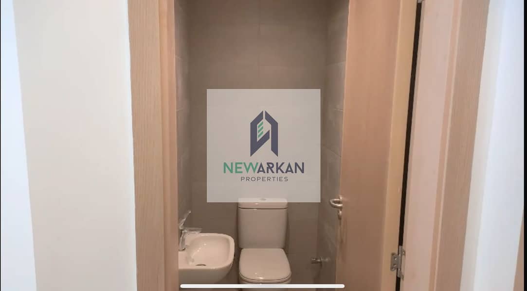 4 WhatsApp Image 2025-11-03 at 3.24. 20 PM (1). jpeg