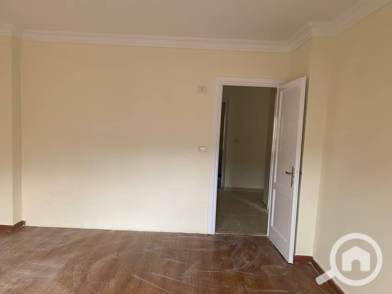 4 0f326348-28df-403a-94ef-50ce8744d08b. jpeg