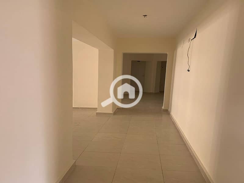 5 3bba376d-e13b-41bf-905f-e0c60a97a608. jpeg