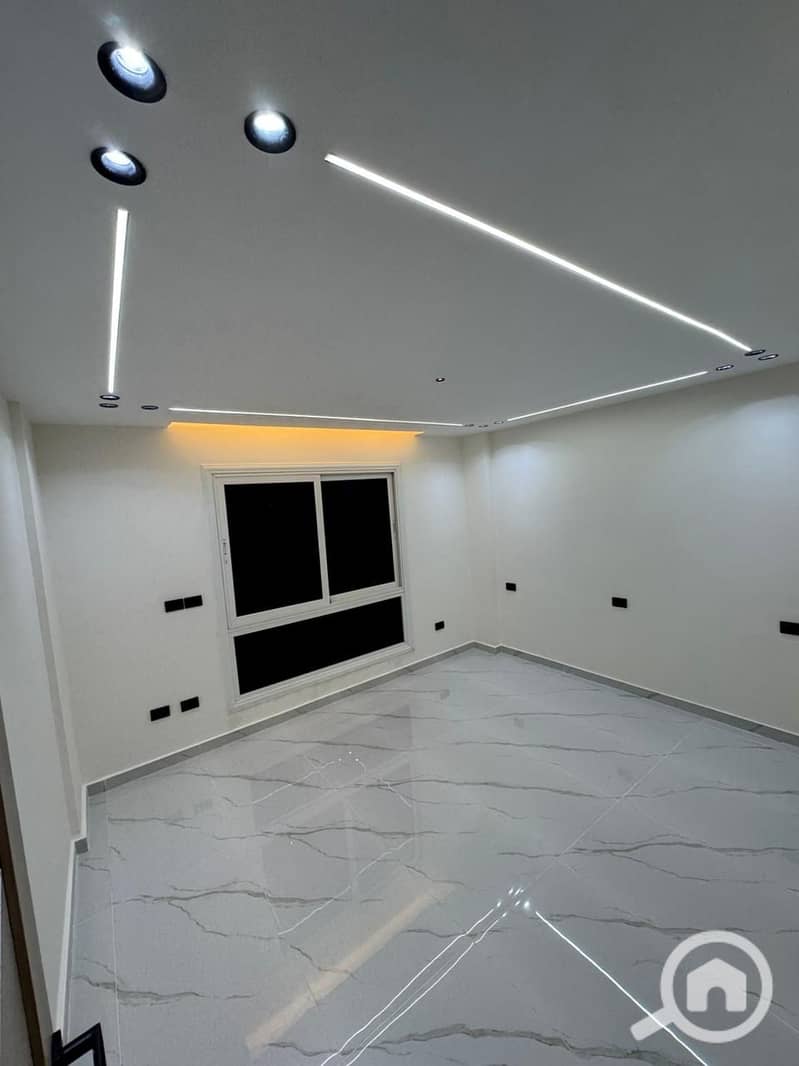 11 WhatsApp Image 2025-12-25 at 10.46. 16(1). jpeg