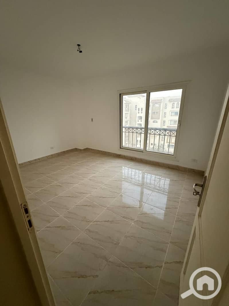 5 526fad46-bab4-40ed-9e6d-7652d0f76375. jpg