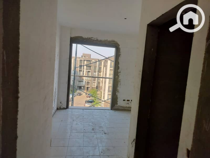 2 6d46e506-9200-4bf1-907e-7b3c99f07058. jpg