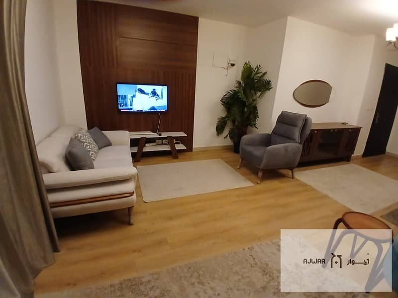 6 6c23445c-8c45-46ff-9520-aa7a3d7fd50d. jpg