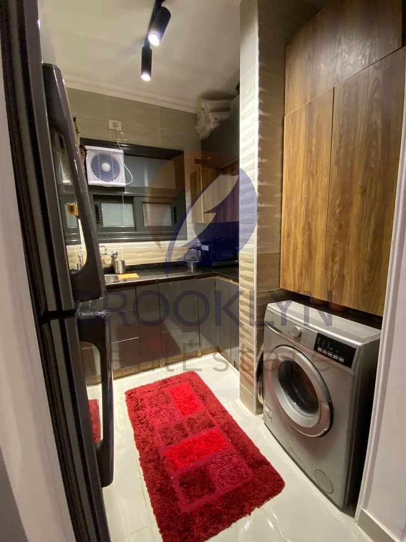 3 dc8f903f-988f-4ed5-b831-7279fcc33125. jpeg