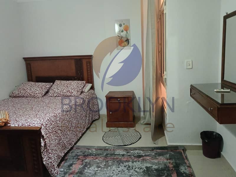 9 2b82595c-0842-49b9-9bc0-3cce5ab5ae5a. jpeg