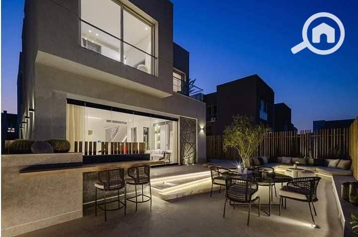 4 1a8bdaa8-f767-40d7-8cf5-e9bc3e7d4fd4. jpeg