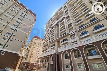 3 Bedroom Flat for Sale in Moharam Bik, Alexandria - 1. jpg
