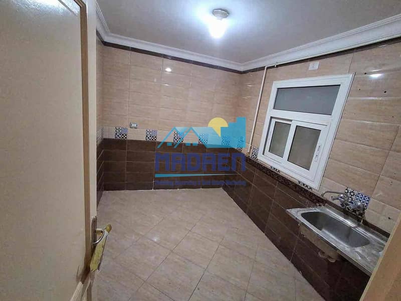 5 32674ee4-9170-44f4-ad82-6972943b1dd8. jpg