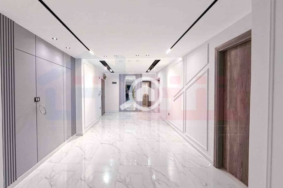 4 WhatsApp Image 2025-12-23 at 11.52. 56. jpg