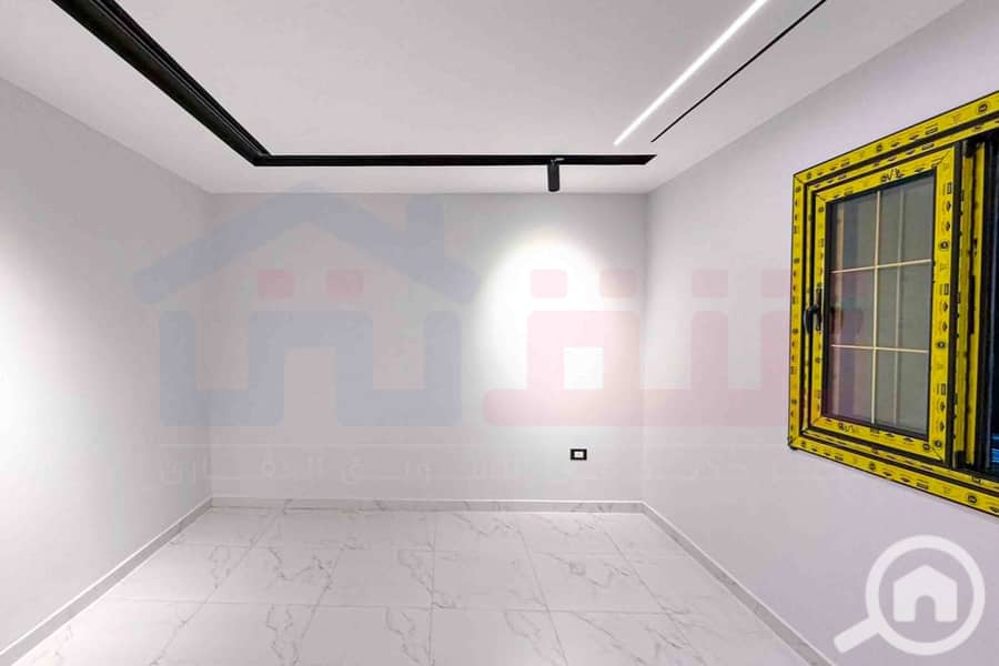 8 WhatsApp Image 2025-12-23 at 11.53. 03. jpg