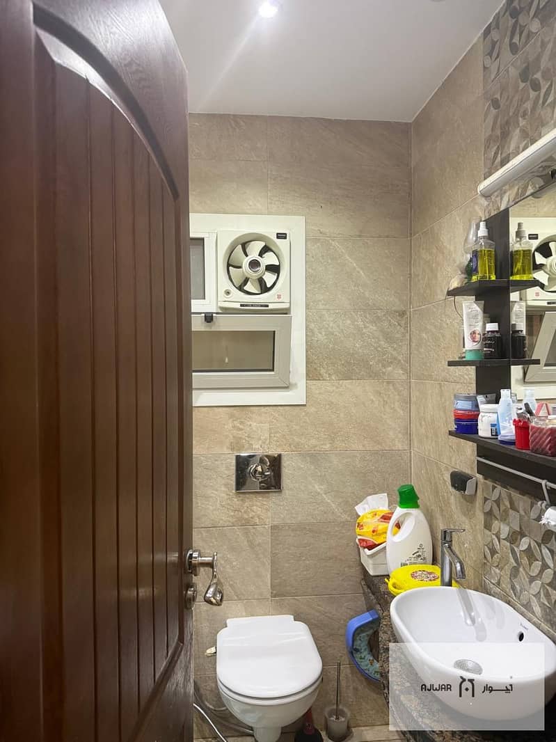 4 da610cec-7c7d-4f89-9a66-62181647da56. jpg