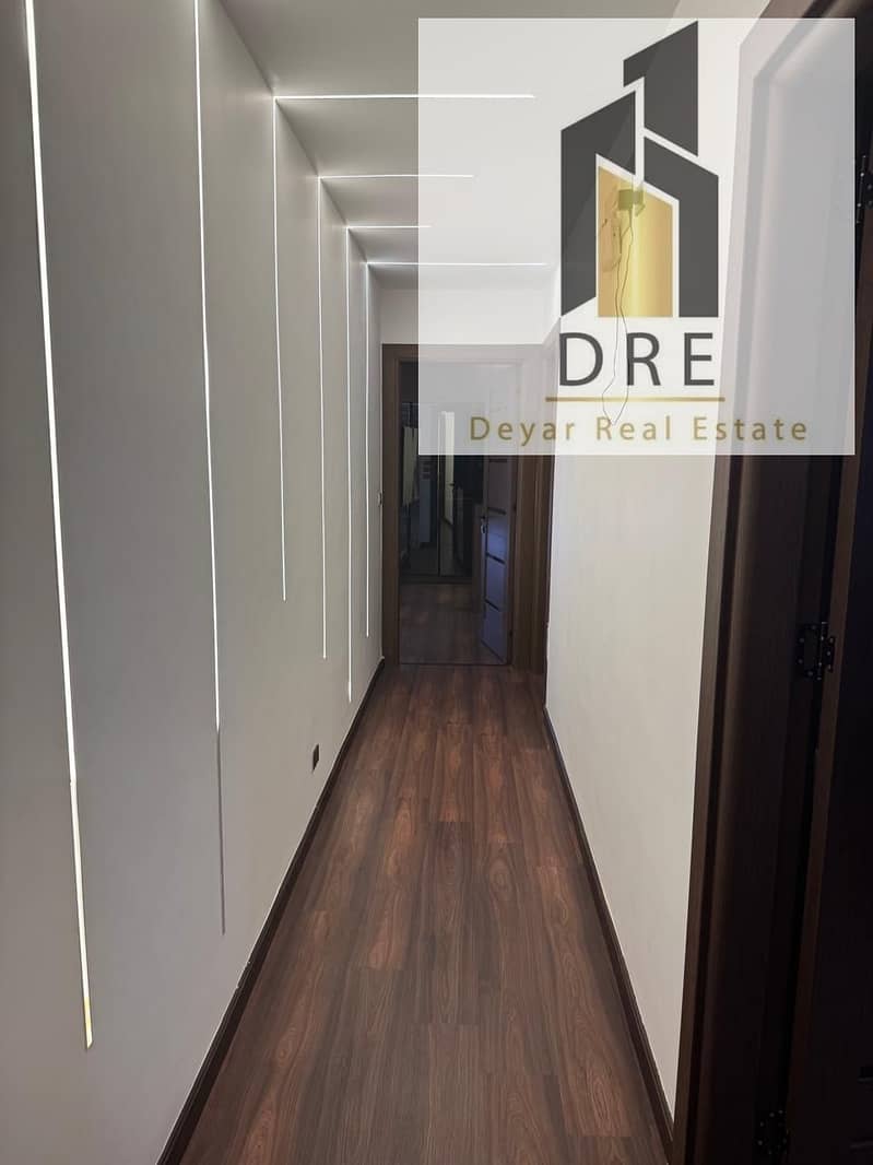 4 6e553273-6be0-4e09-a272-113272c190a9. jpg