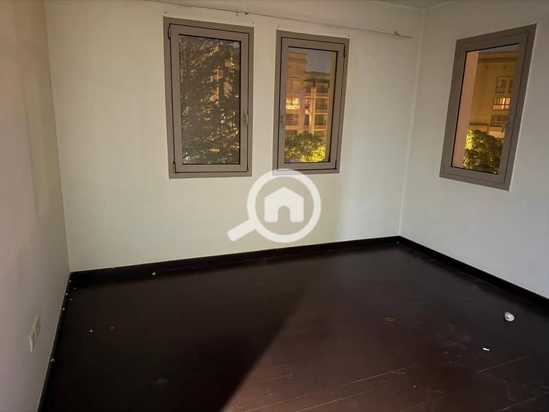 6 WhatsApp Image 2025-12-25 at 12.36. 31 (1). jpeg