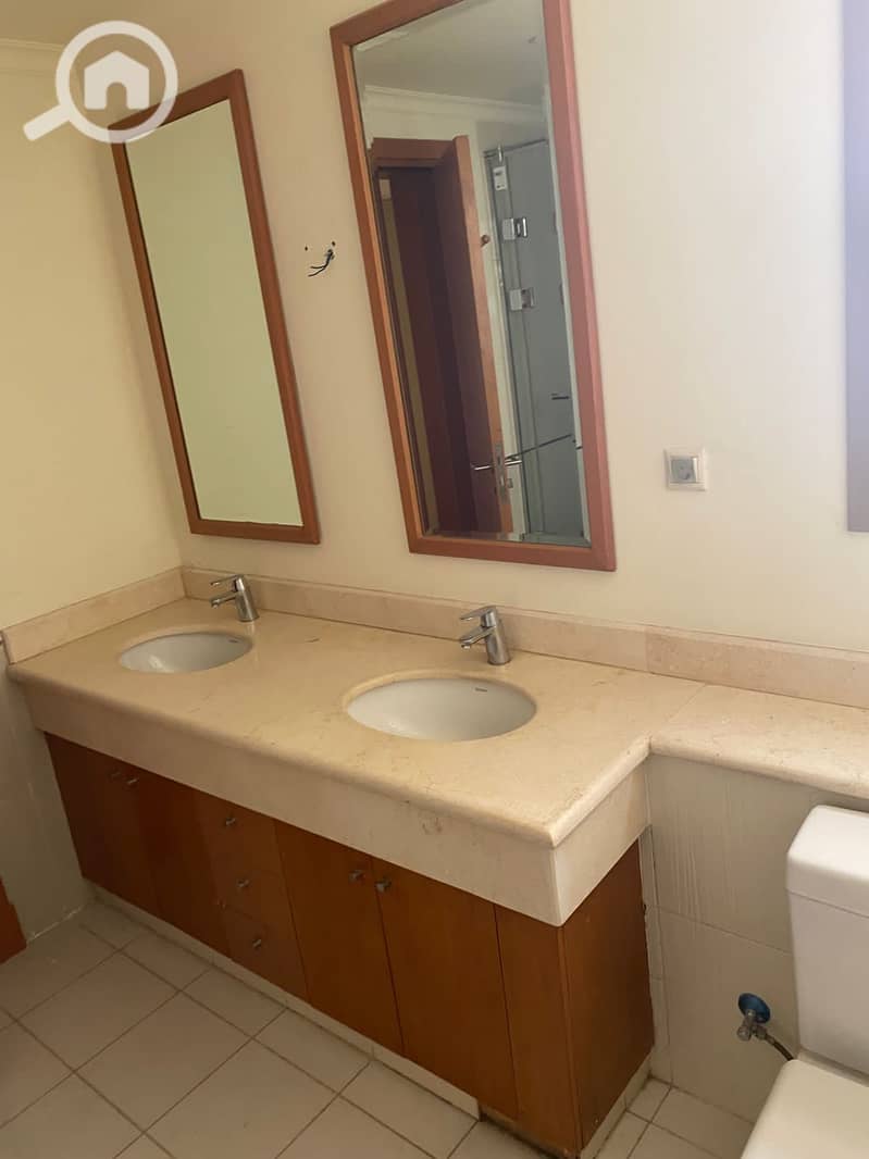 10 WhatsApp Image 2025-12-25 at 12.42. 59. jpeg