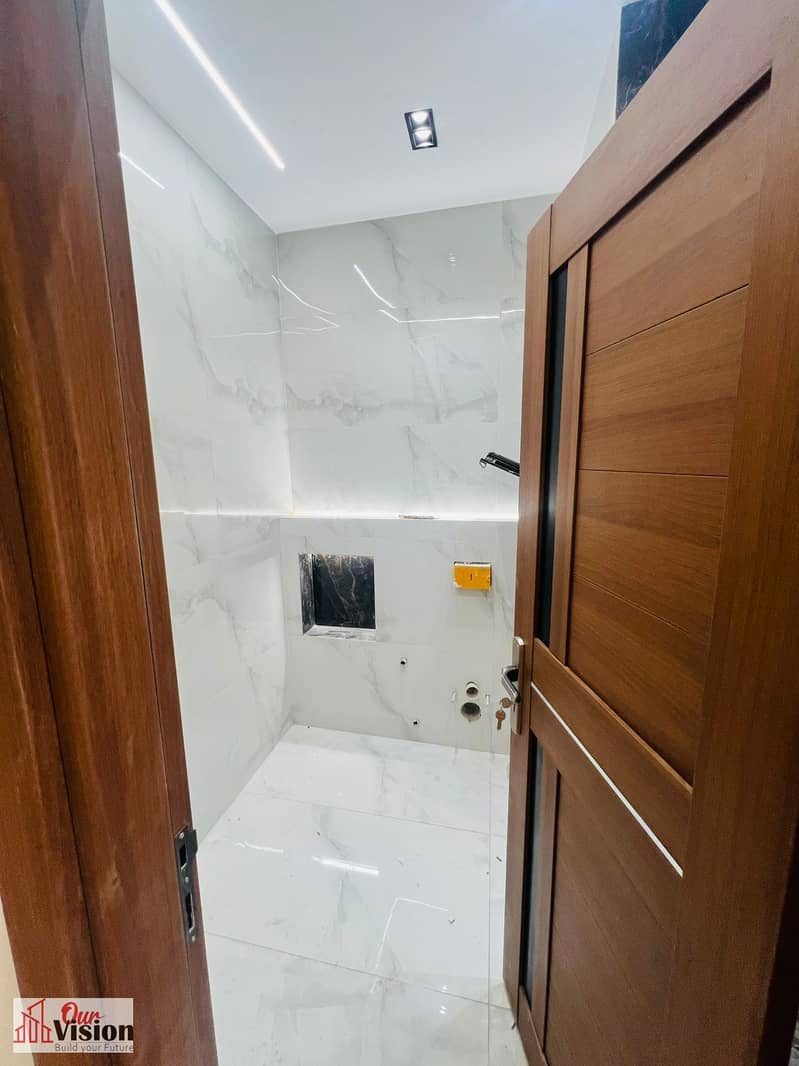 15 WhatsApp Image 2025-12-25 at 1.03. 30 PM(2). jpeg