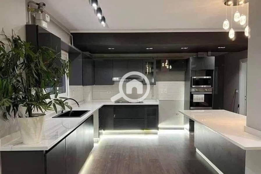 7 582406530_1451741876672461_6462124628417035497_n. jpg