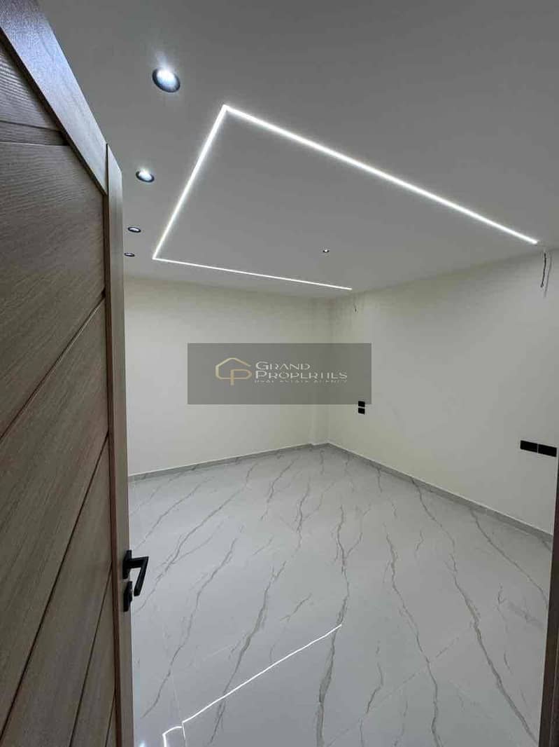 7 64a21ea0-cf6d-4032-b040-99ee60ec8235. jpg