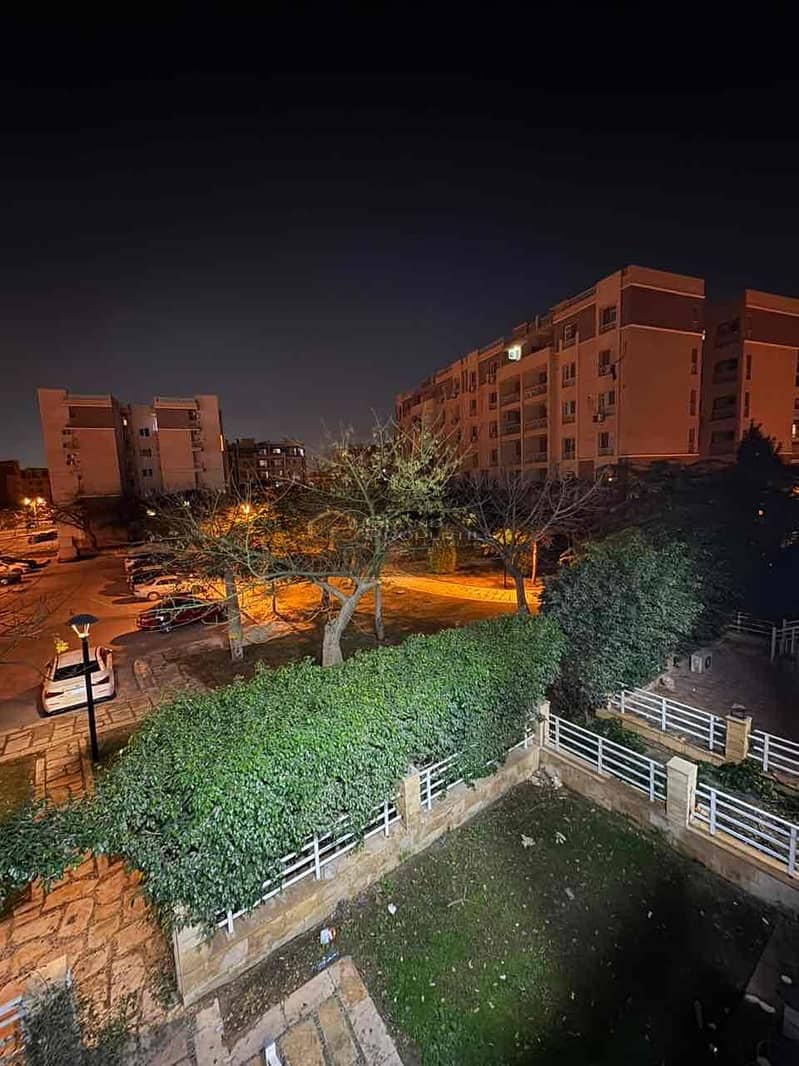 14 6ab34c0d-69ce-4df4-ad1b-011819d1e619. jpg