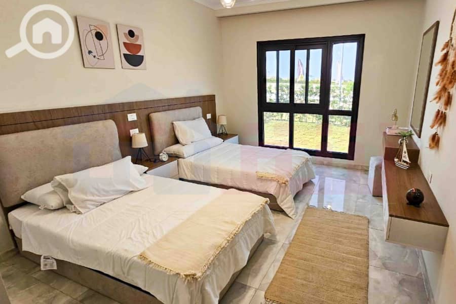 4 WhatsApp Image 2025-12-24 at 16.14. 42. jpg