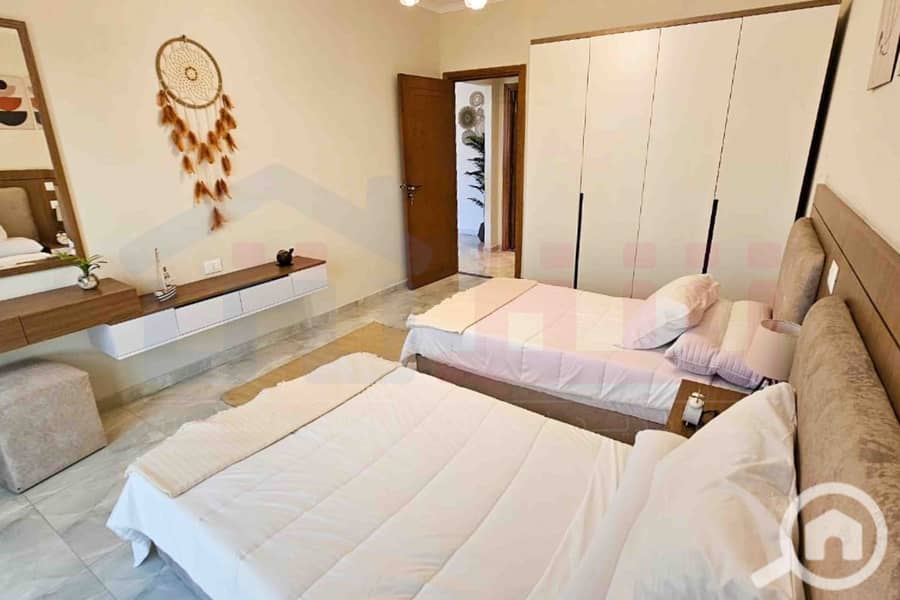 5 WhatsApp Image 2025-12-24 at 16.14. 43. jpg