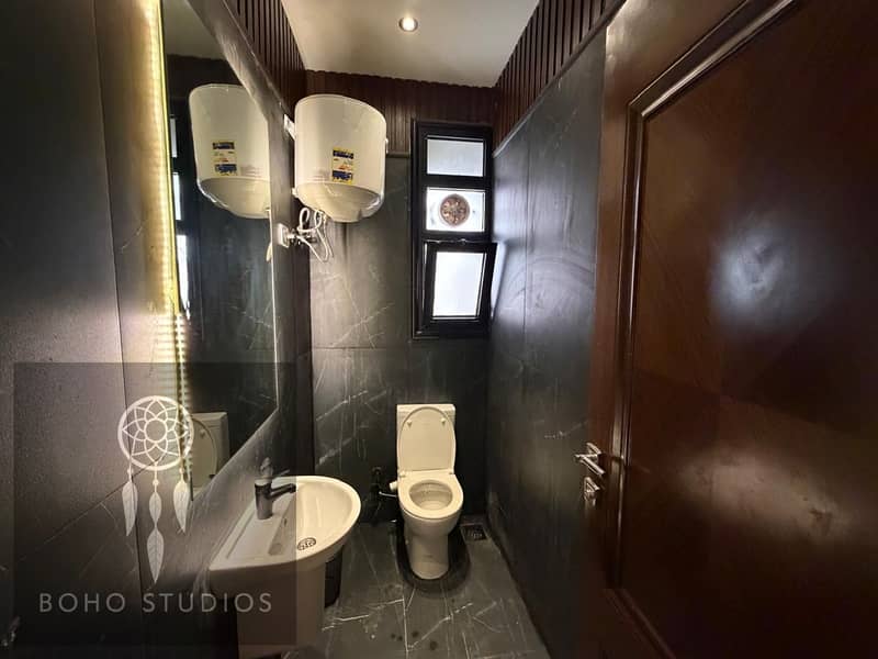 5 728aed59-375b-4fc0-bf88-b305c4c24366. jpg