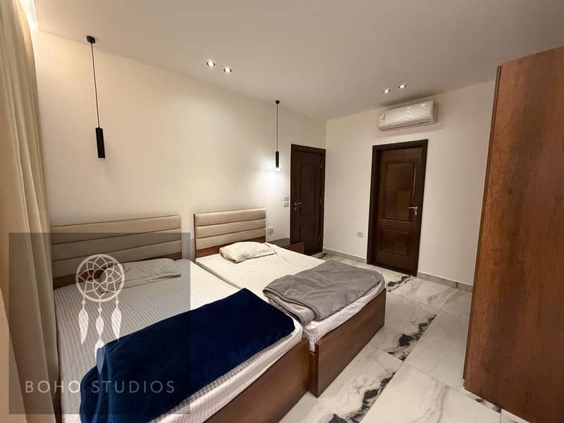 15 e7138551-7cd1-4de2-8a0f-a582f41b583e. jpg