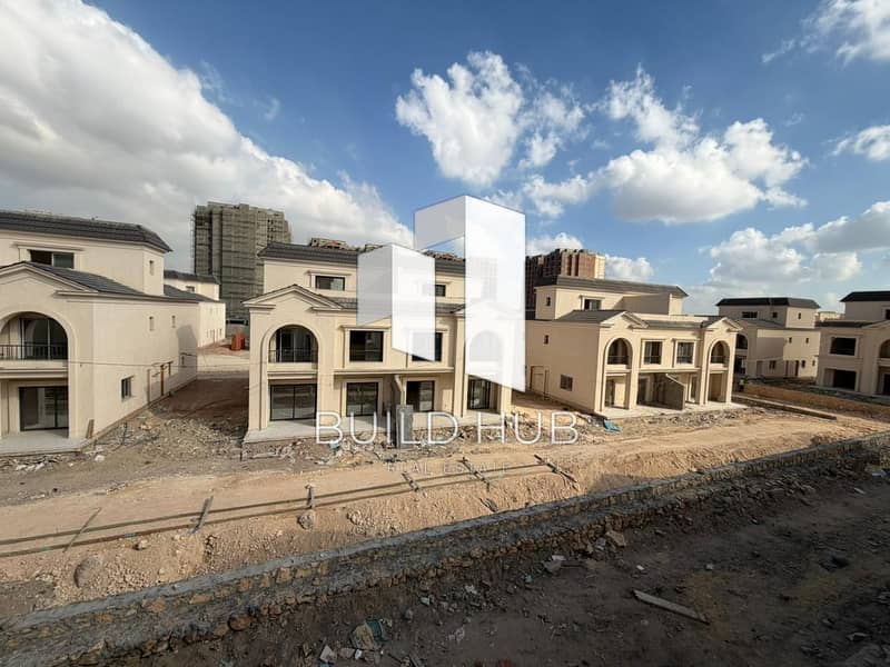 2 24b8552c-7188-4414-9e5a-0c084ff7f761. jpeg