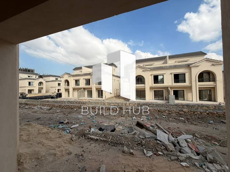 3 77718af7-b85f-402a-b5cf-2f576026f440. jpeg