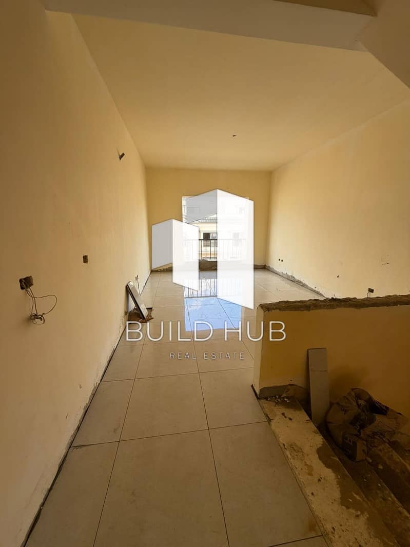 4 db4b2d7d-2890-42b5-bf49-3aaaca2dc914. jpeg